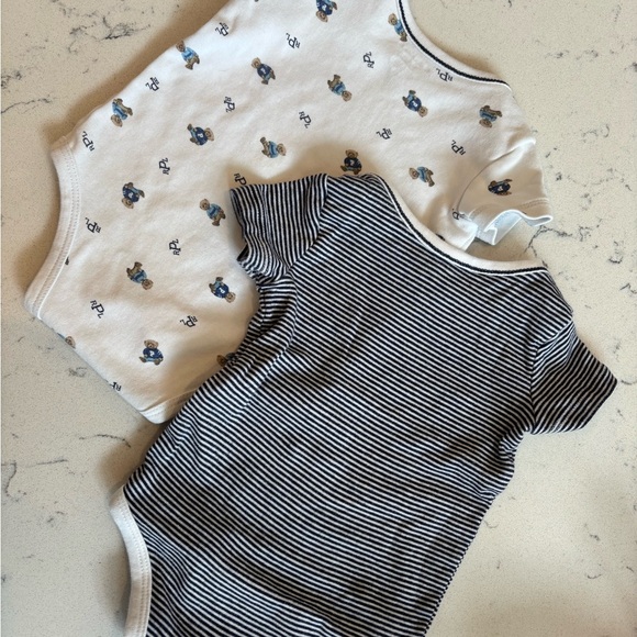 Ralph Lauren Baby Boys Stripe & Bear Printed Short Sleeve Bodysuit 2-Pack - Picture 3 of 5